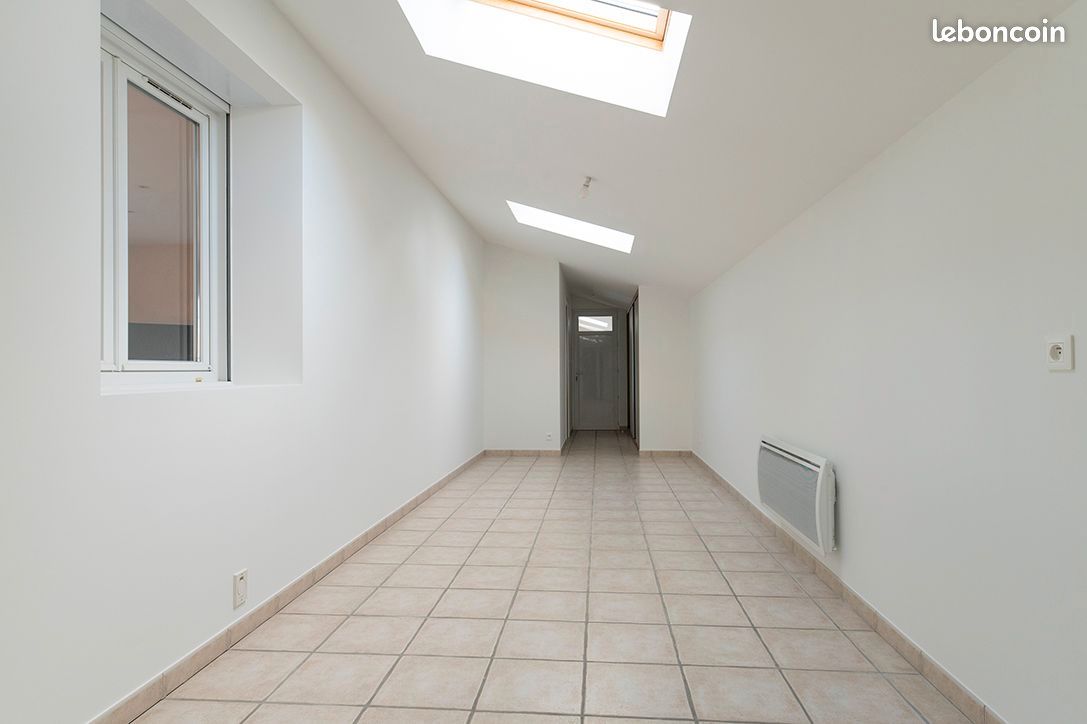 Maison 4 pièces 325 m² - Étaules 17750 (image principale 5)