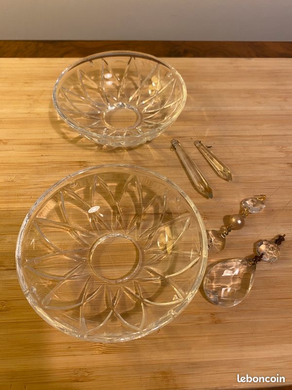 Lot De 100 Perles En Verre Jaune - Formes Cubes, Ovales, Pampilles - Pour Déco Lustre - Occasion