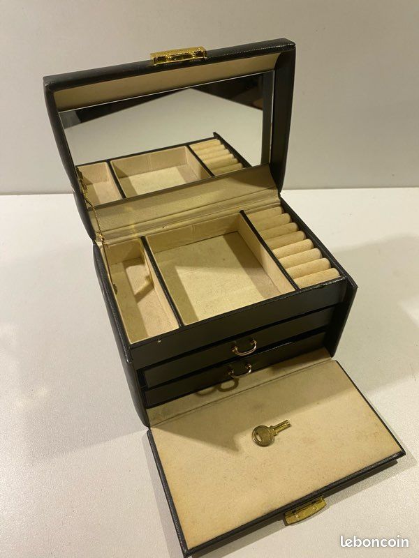 Petite Boîte à Bijoux Vintage - Réf CM13 - Occasion - Parfaite Pour Rangement Ou Décoration
