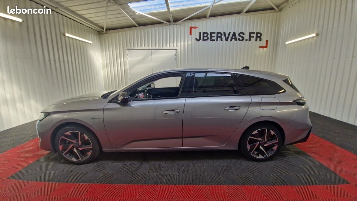 Peugeot 308 SW PHEV 180 E-EAT8 ALLURE PACK (image 8)