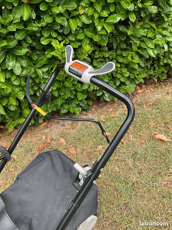Tondeuse thermique tractée HONDA 476 hrx (image 5)