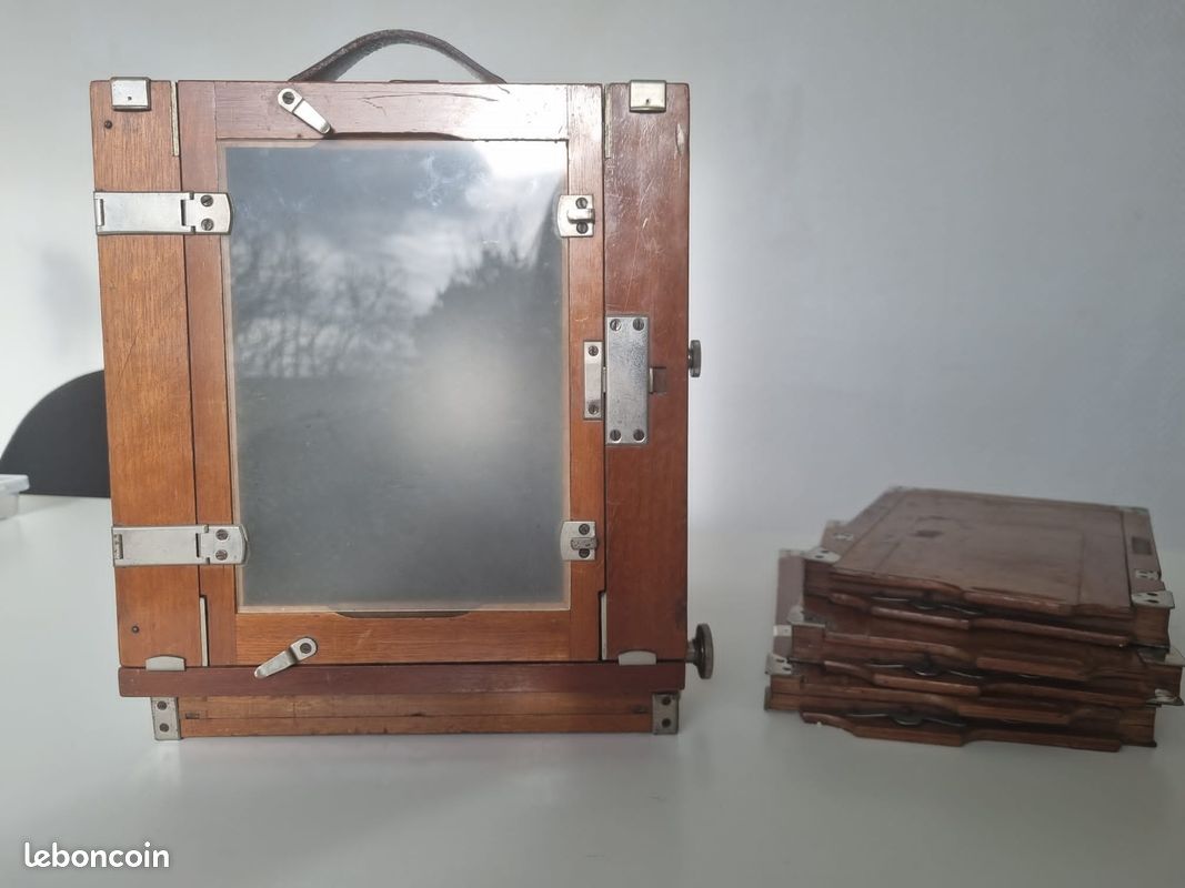 Bellieni: Chambre Touriste Price Guide: estimate a camera value