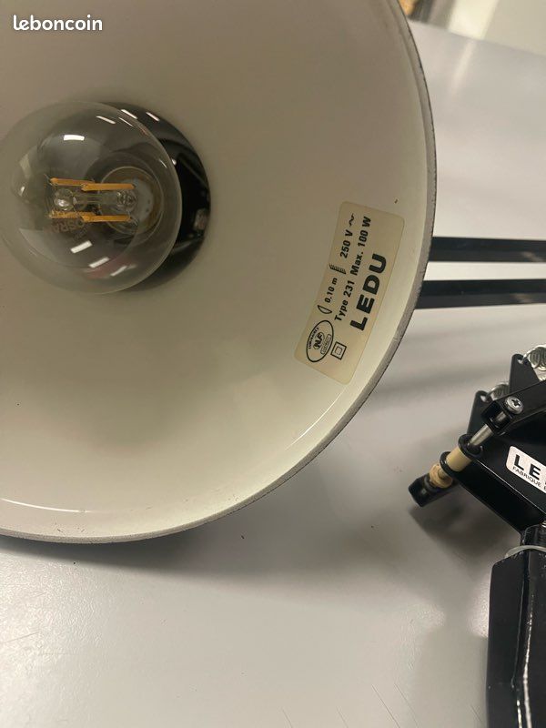 Lampe ledu type 231 (image 1)
