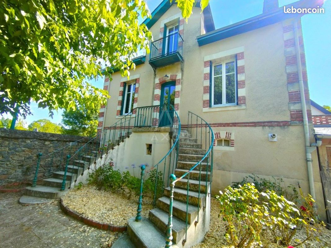 Maison 4 pièces 124 m² · à Morannes sur Sarthe-Daumeray · 124 m² · 199 000 €
