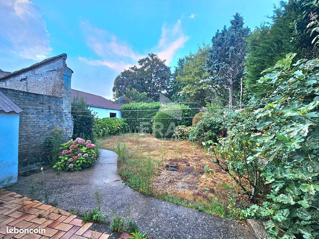 Maison 10 pièces 200 m² · à Bourbourg · 200 m² · 220 500 €