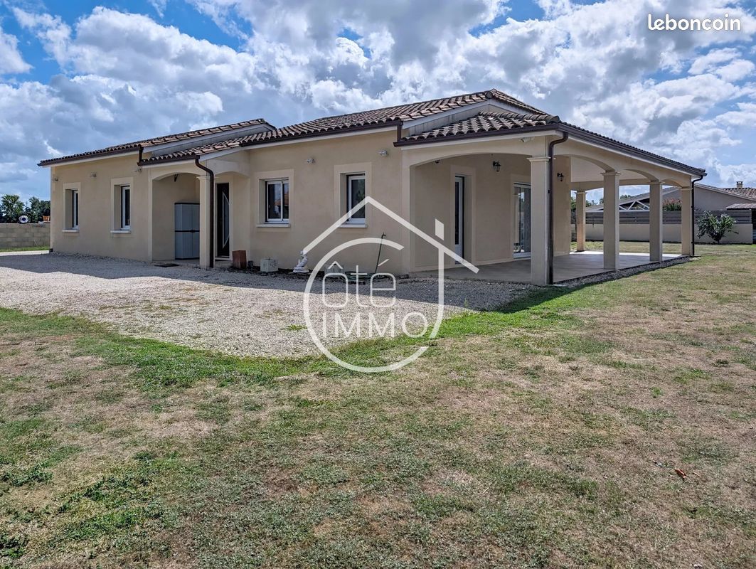 Maison 5 pièces 118 m² · à Saint-Pierre-d'Eyraud · 118 m² · 283 000 €