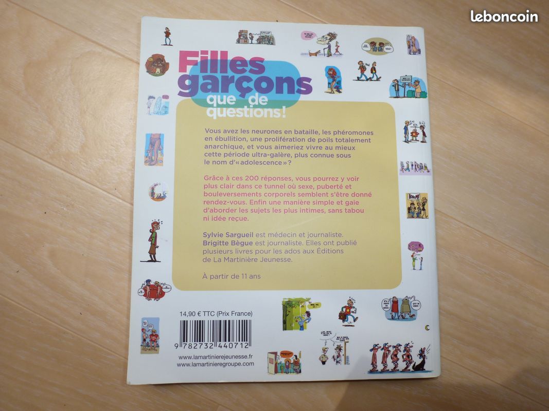 Livre Filles Garçons Que De Questions - Livres