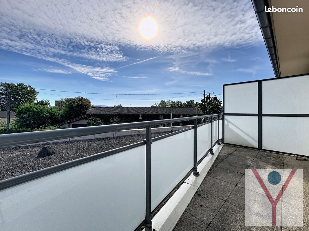 Appartement 3 pièces 82 m² · à Bourg-en-Bresse · 82 m² · 800 €/mois
