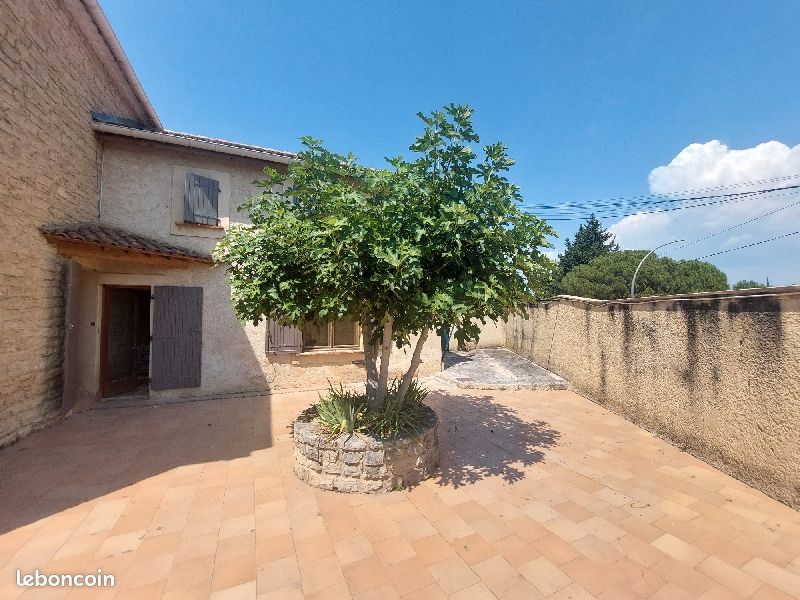 Appartement 2 pièces 36 m² · à Carpentras · 36 m² · 665 €/mois