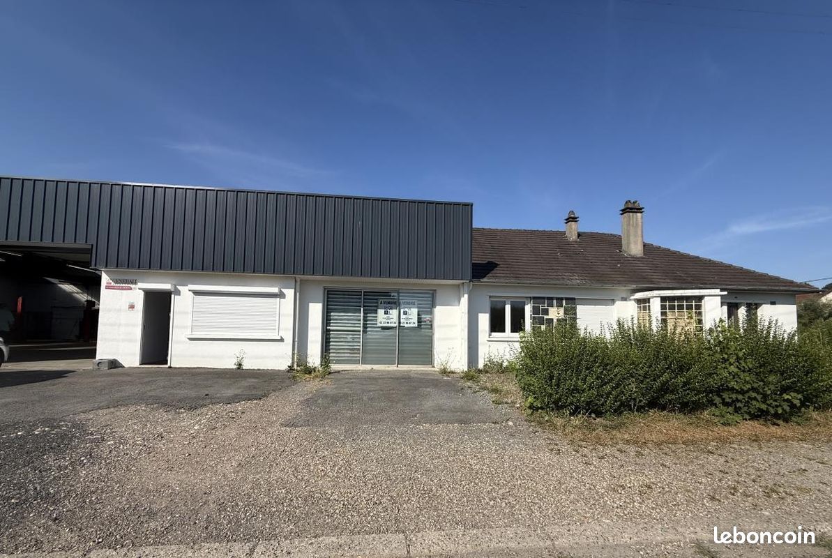 Parking 770 m² · à Doullens · 770 m² · 239 200 €
