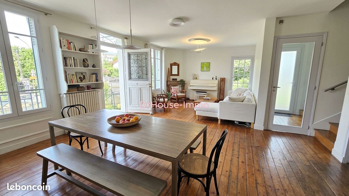 Maison 7 pièces 147 m² · à Créteil · 147 m² · 722 000 €