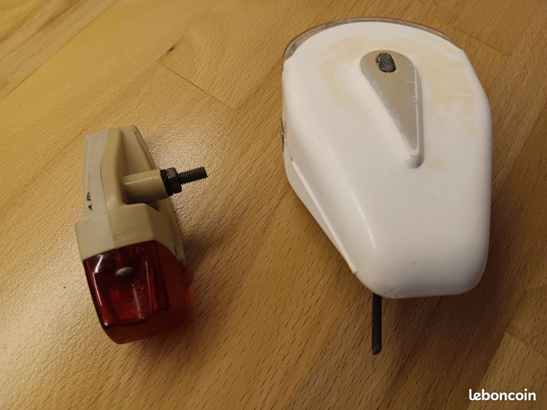 rare Feu arrière VITALUX vélo ancien MOBYLETTE