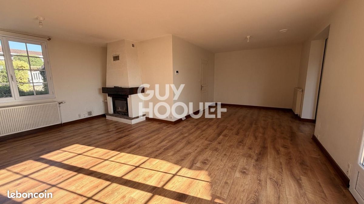 Maison 4 pièces 111 m² · à Jaunay-Marigny · 111 m² · 212 000 €