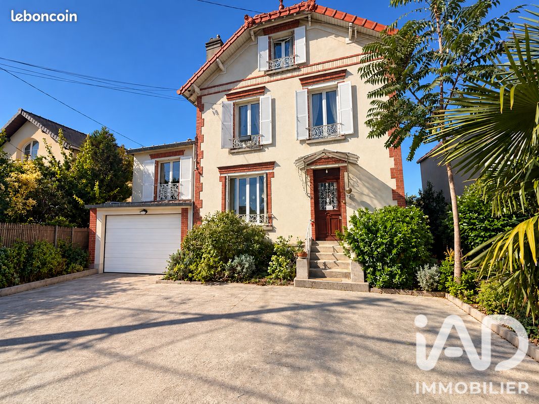 Maison 7 pièces 204 m² · à Houilles · 204 m² · 875 000 €