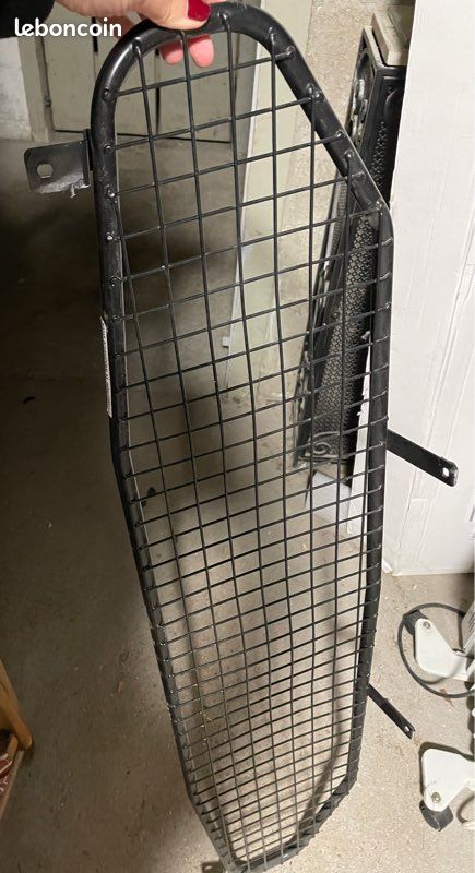 Grille coffre Nissan Qashqai (image 2)