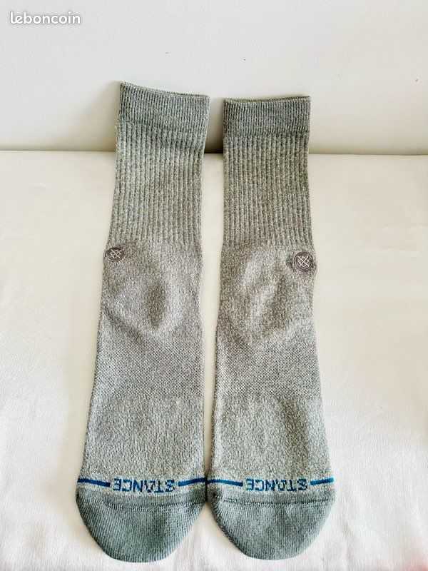 CHAUSSETTES DE SPORT BASSES RS 160 GRIS LOT DE 3. NO BRAND