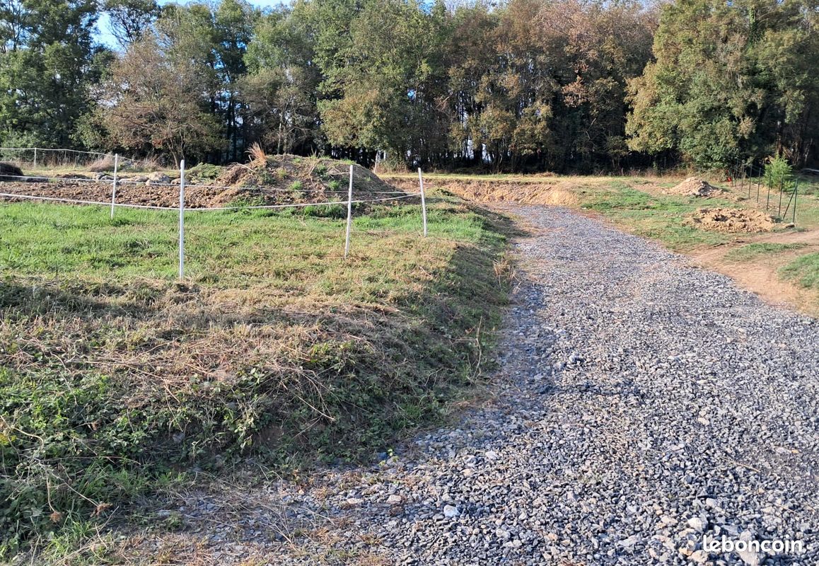 Terrain de 2342 m² à Sauveterre de Comminges · à Sauveterre-de-Comminges · 42 500 €
