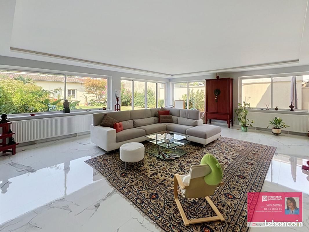 Maison 8 pièces 230 m² · à Le Blanc-Mesnil · 230 m² · 605 000 €