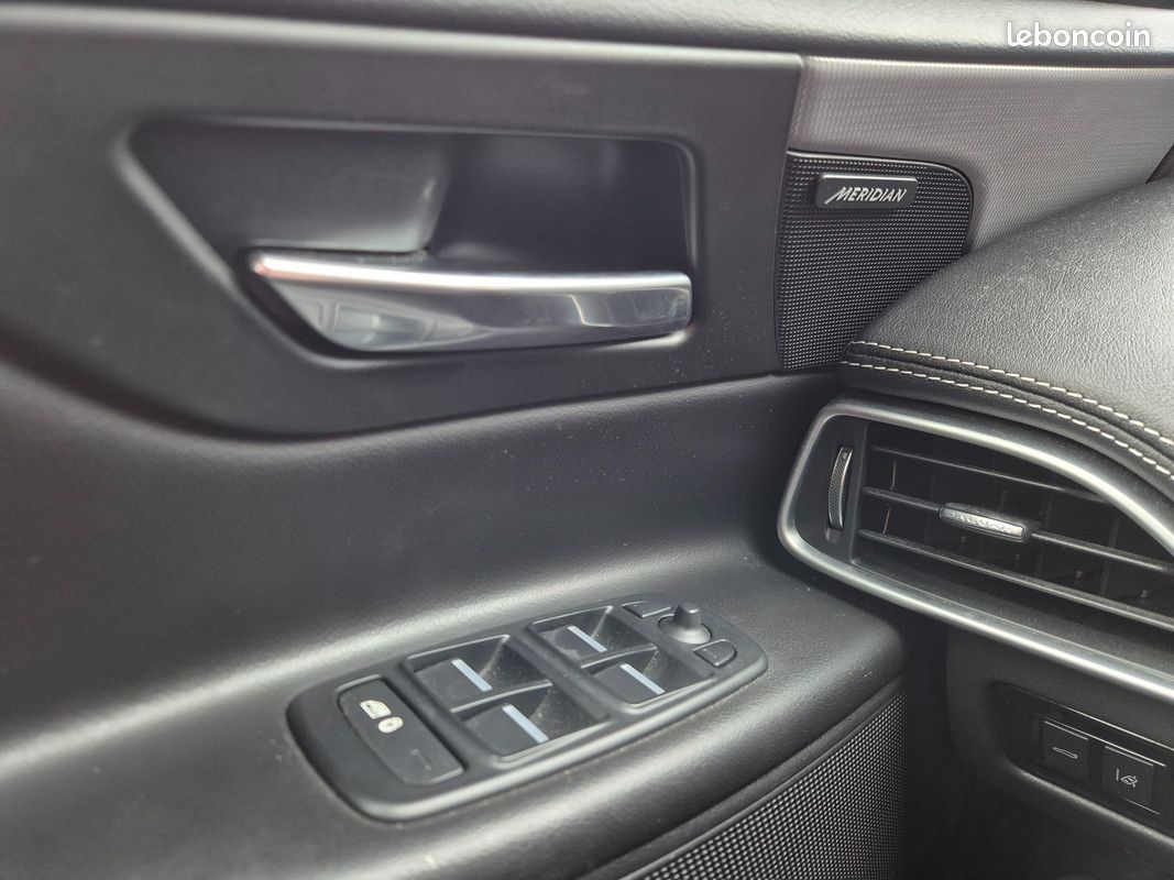 Jaguar xe 180 r-sport awd bva - toit ouvrant (image 6)