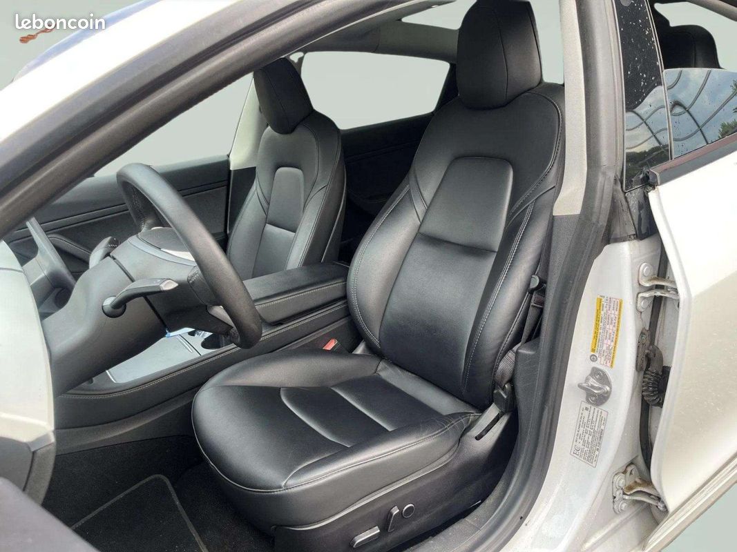 TESLA MODEL 3 Standard Plus RWD * 60 kWh * Pano * Autopilot * Caméra * Cuir (image 9)