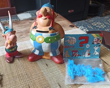 Tirelire Asterix Obélix En Plâtre Eisa France - Vintage Années 80 Déco Rétro
