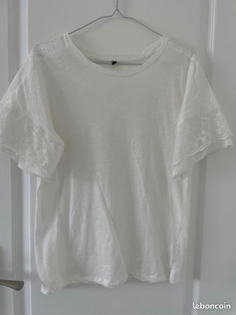 Tee shirt blanc Taille S (image 6)