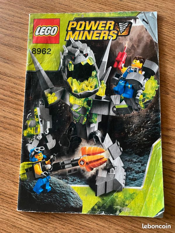 Lego Powers Miners 8962 : le monstre des Roches (image 3)