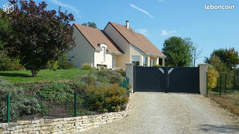 Maison 6 pièces 160 m² · à Bussy-le-Grand · 160 m² · 306 000 €