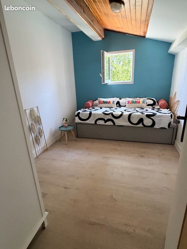 Colocation filles (chambre privée) (image 1)