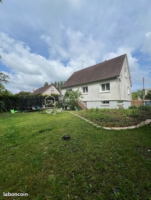 Maison 6 pièces 135 m² · à Marines · 135 m² · 289 000 €