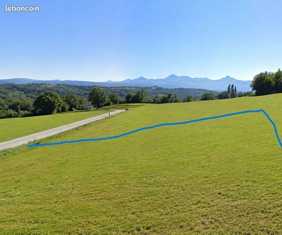 Terrain 1 pièce 832 m²