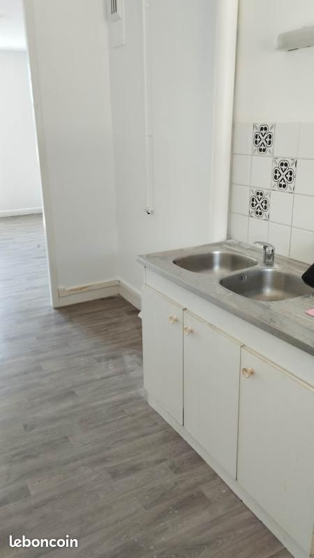 Appartement 4 pièces 90 m² · à Sedan · 90 m² · 668 €/mois