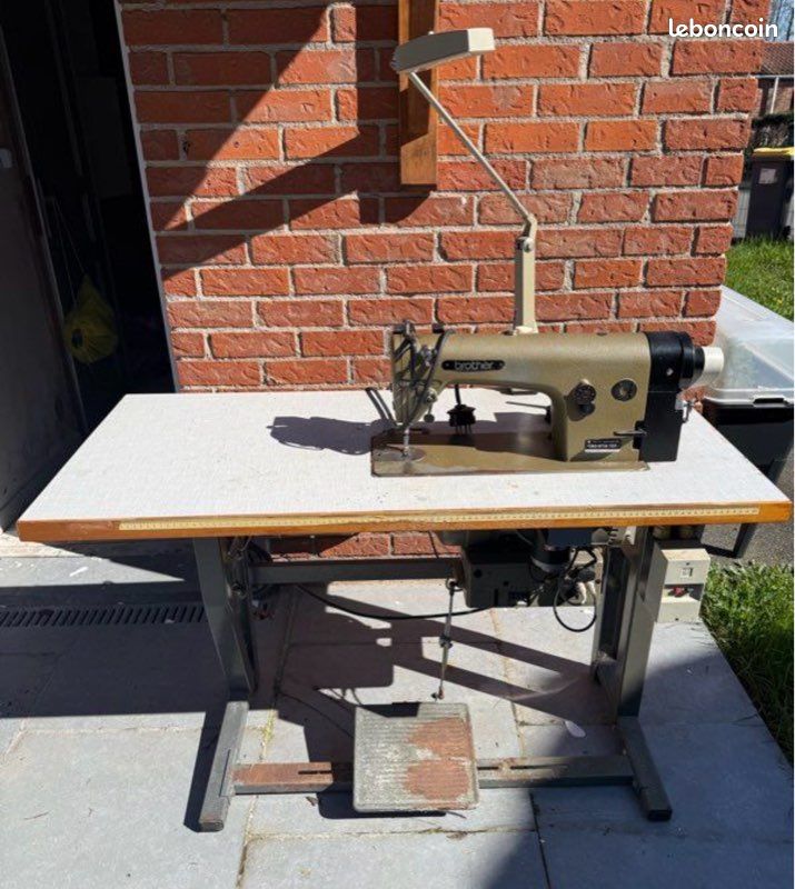 Machine à coudre brother (image 1)
