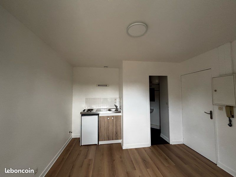 Appartement 1 pièce 15 m² · à Angers · 15 m² · 370 €/mois