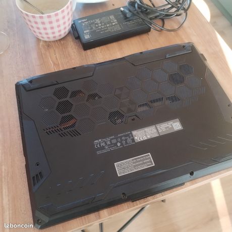 ordinateur portable Asus hs Vendu Pour Pièce - FR