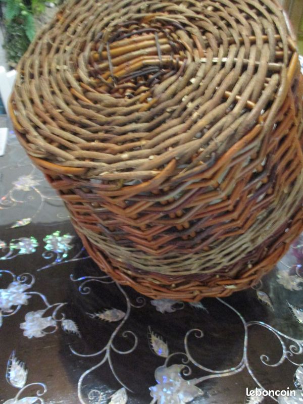Panier tressé à la main (image 2)