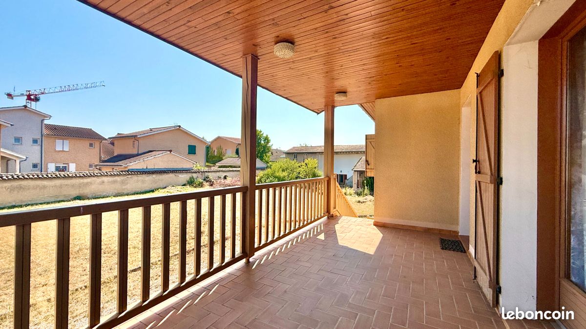 Maison 4 pièces 92 m² · à Craponne · 92 m² · 385 000 €