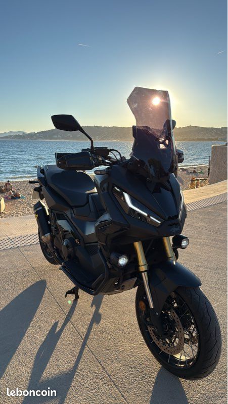 Xadv 750 (image 1)