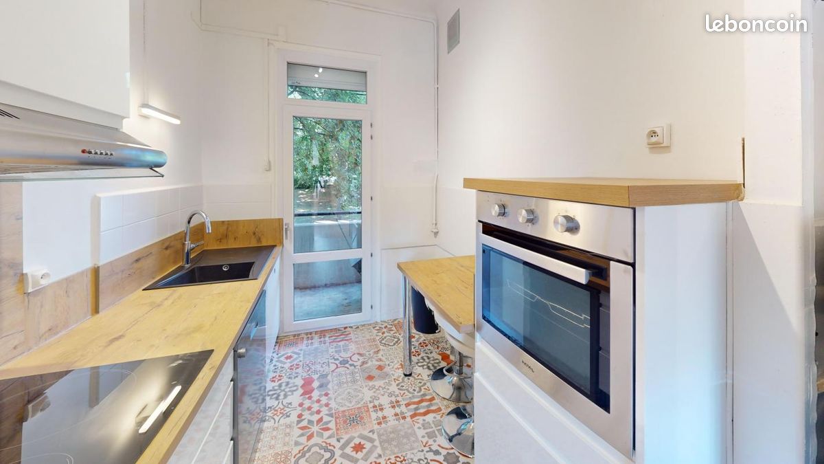 Appartement 2 pièces 56 m² · à Saint-Étienne · 56 m² · 535 €