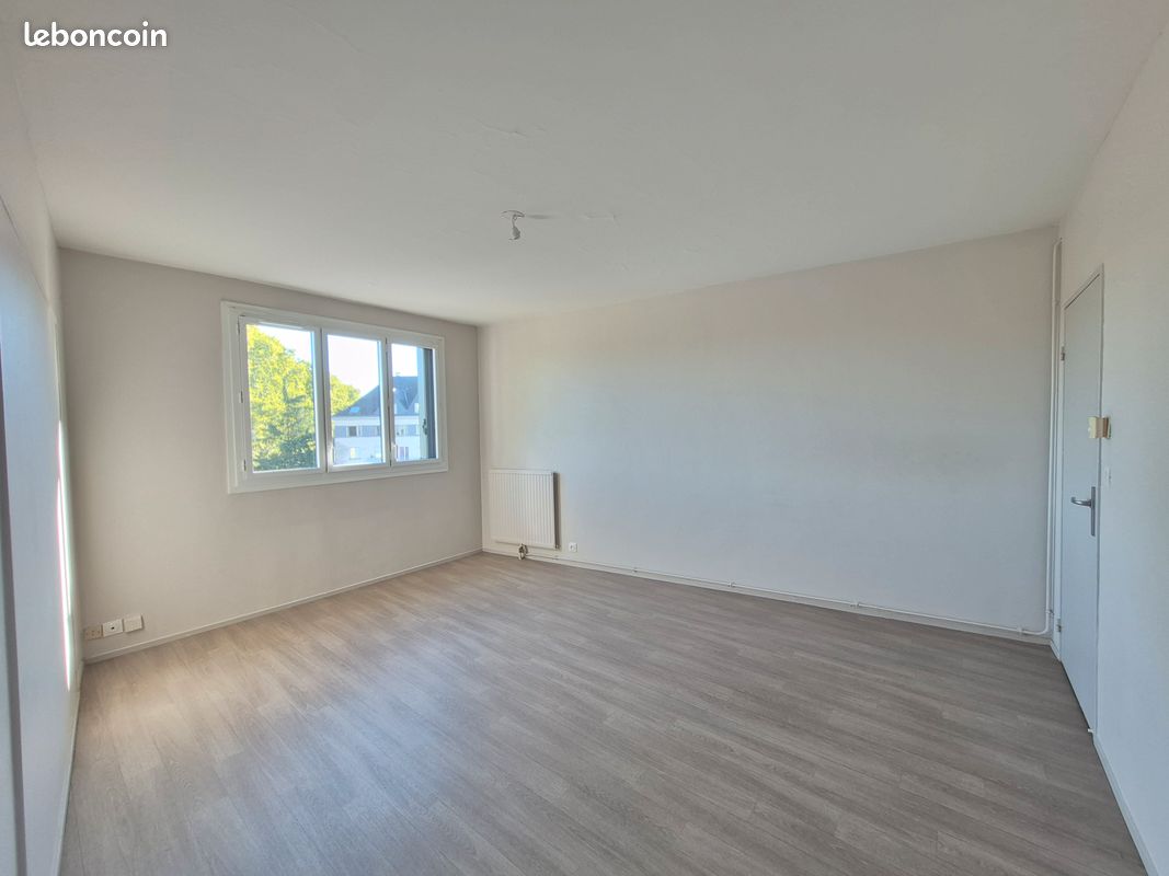 Appartement 4 pièces 99 m² · à Tours · 99 m² · 817 €/mois