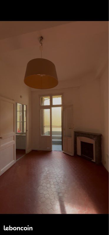 Appartement 1 pièce 23 m² · à Fréjus · 23 m² · 620 €/mois