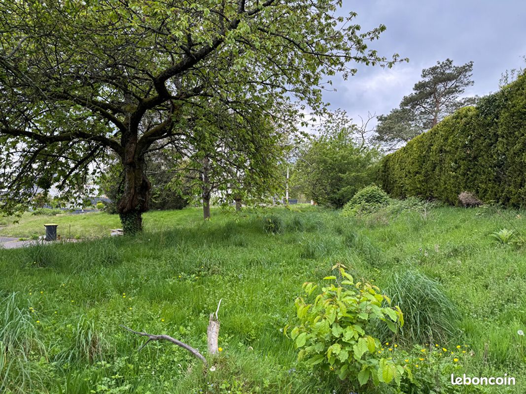 Terrain 742 m² MELESSE (image 2)