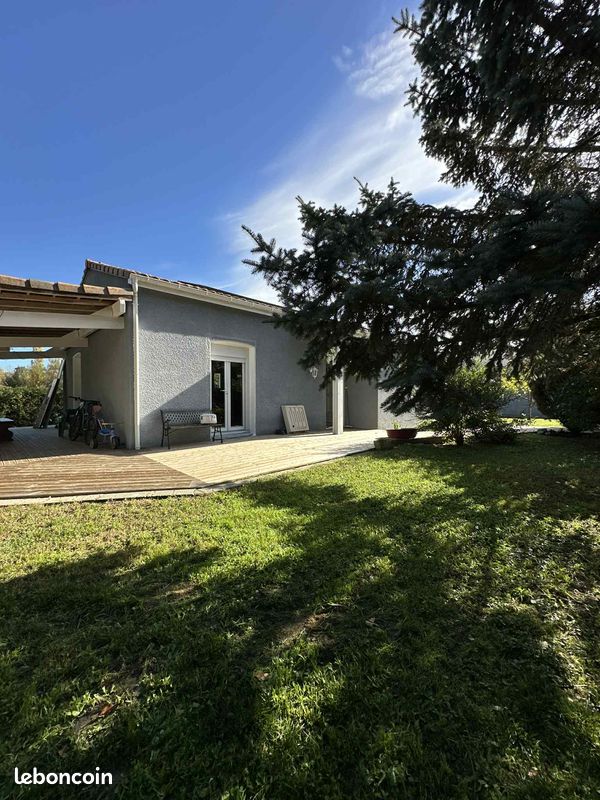 Maison 6 pièces 166 m² · à Castelmaurou · 166 m² · 390 000 €
