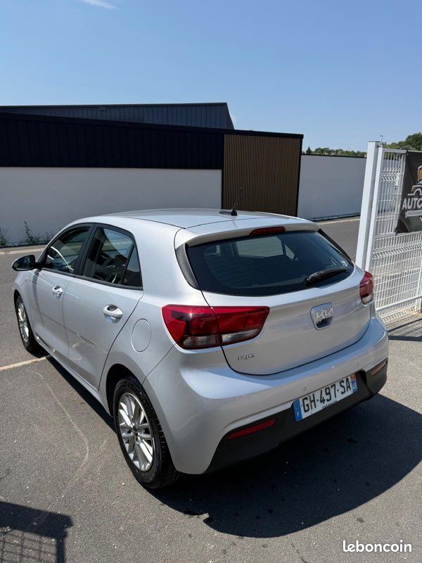 KIA RIO 1.0 T-GDi 100 CH Très bon état – Révisée – Garantie nationale incluse (image 8)