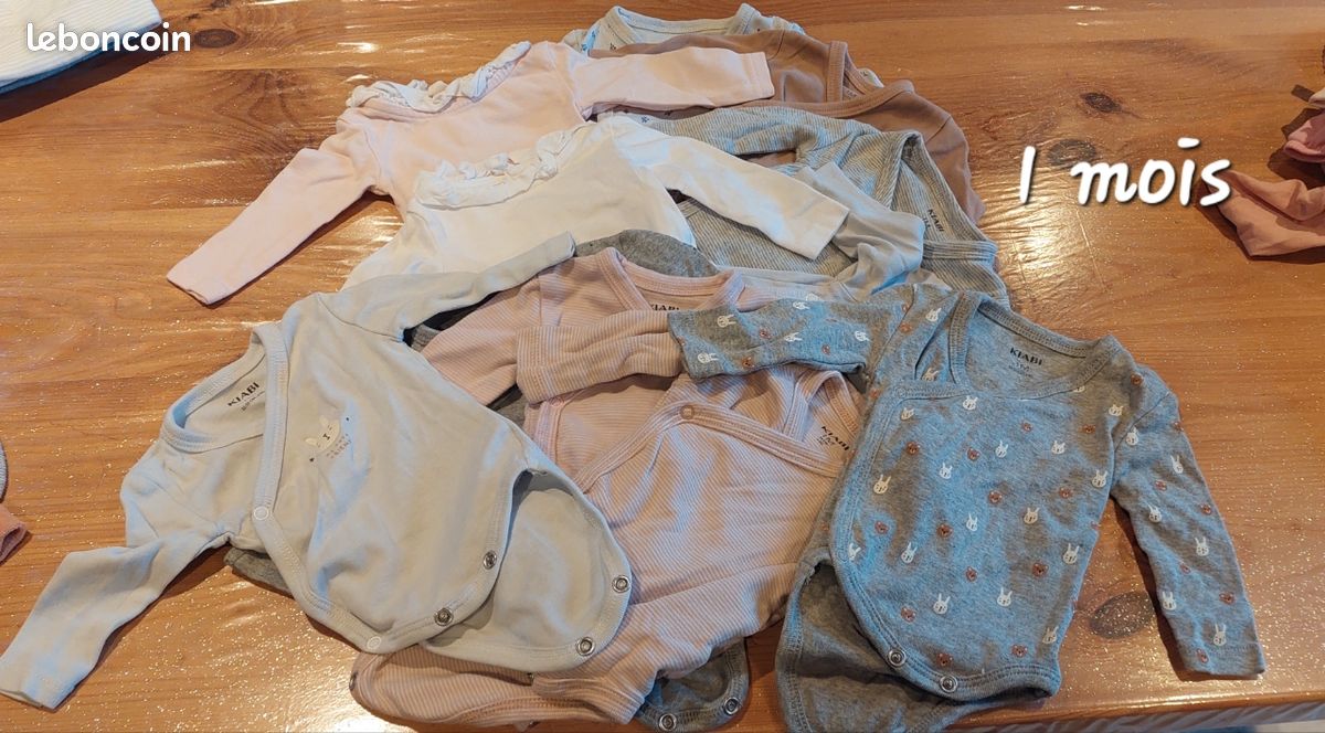 Lot vêtements bébé 1 mois (image 6)