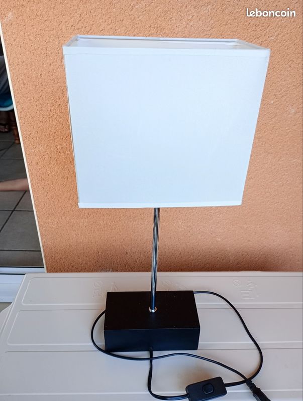 Lampe de chevet (image 1)
