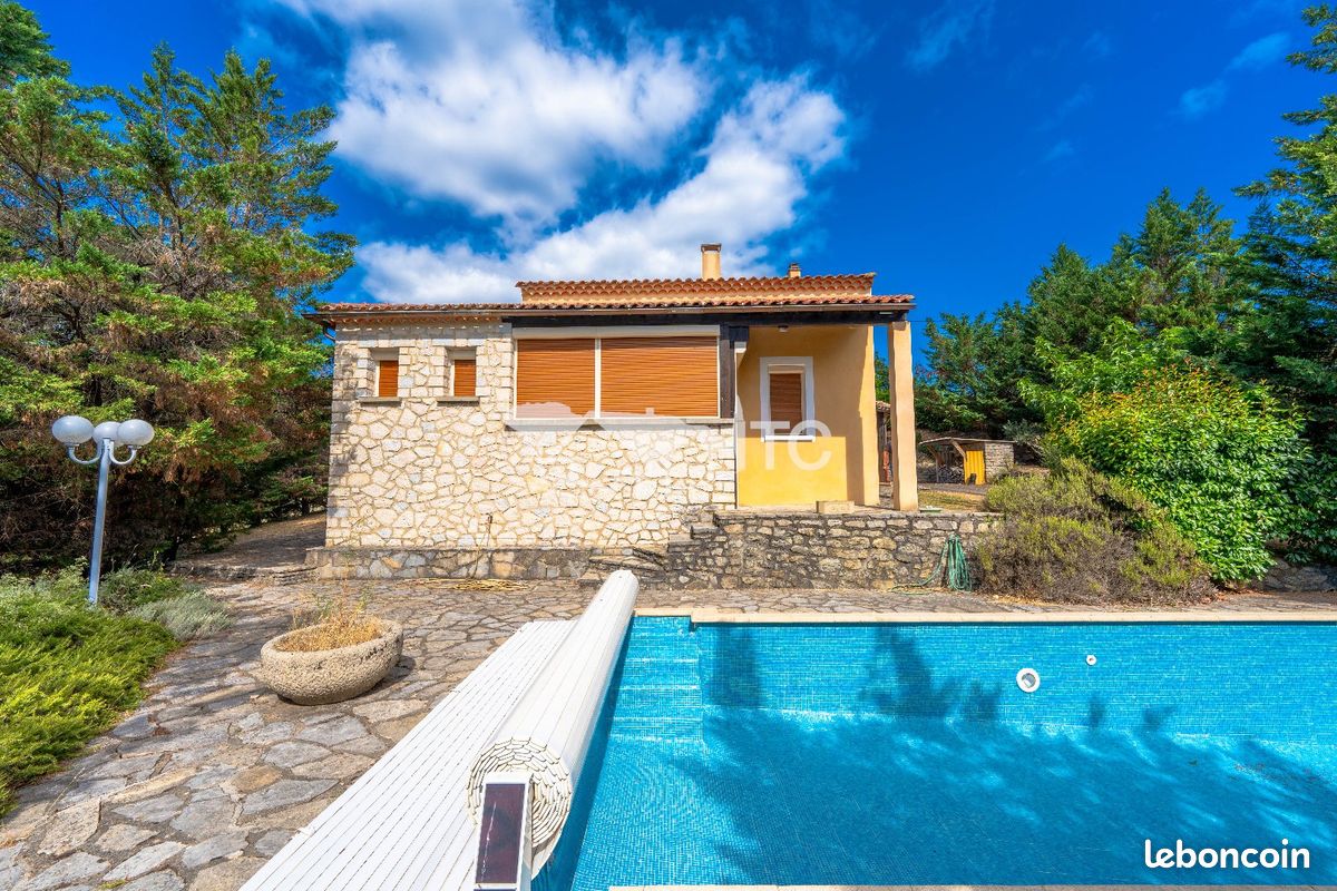 Maison 7 pièces 154 m² · à Courry · 154 m² · 315 000 €