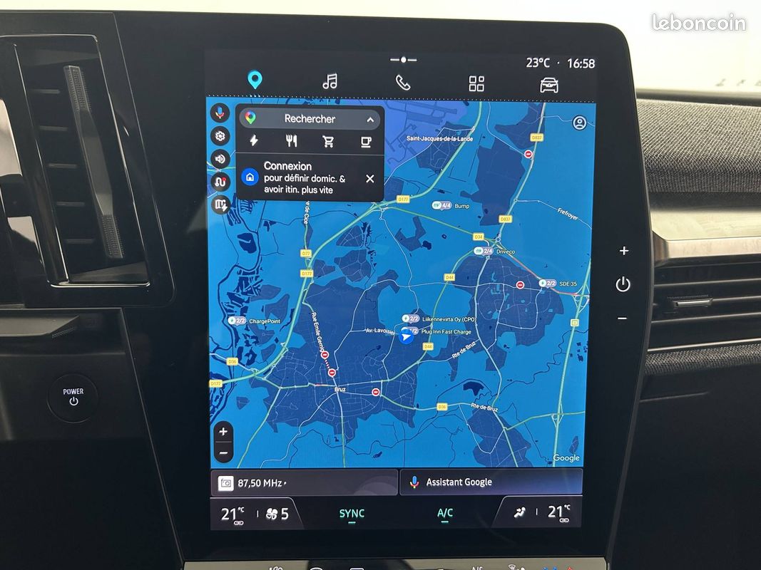 RENAULT Megane E-Tech EV60 130ch optimum charge Evolution ER (image 23)