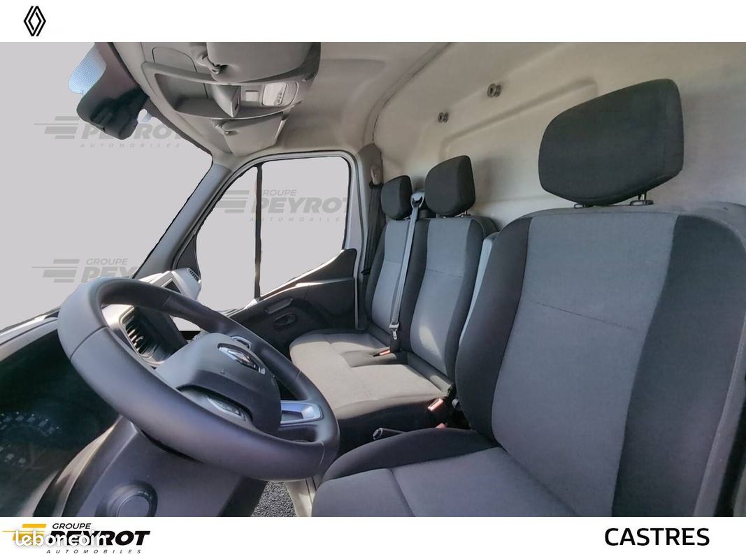 Renault master fgn trac f3300 l1h2 blue dci 110 confort (image 11)