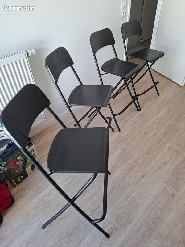 Bonjour Je vends 4 chaise de bar (image 1)